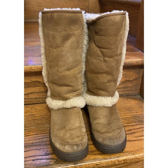 Cozy UGG Sunburst Tall Boots Women’s 7 Chestnut Sheepskin Shearling 5218 Winter - Picture 2 of 8